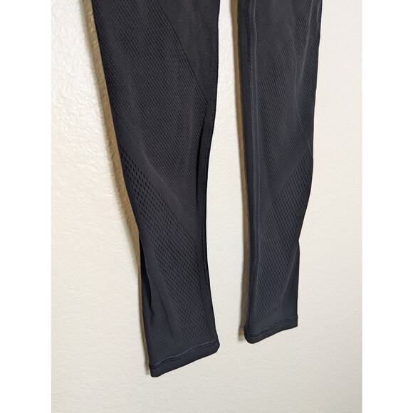 Athleta Mudra 7/8 Tight Black Mesh Panel Leggings Women Size XS Yoga Workout - Picture 6 of 11